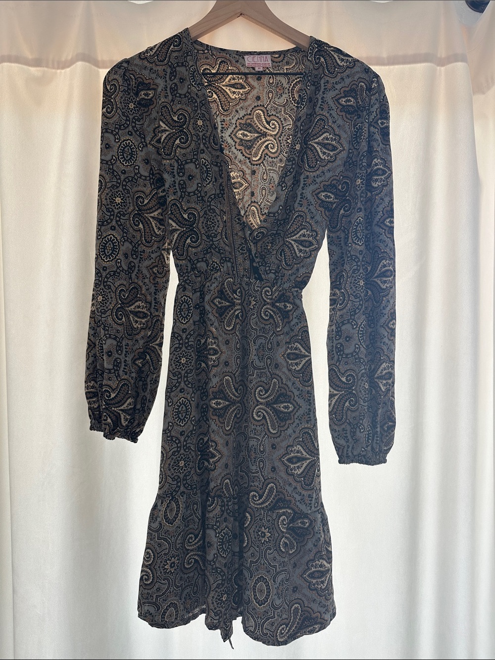 Paisley Long Sleeve V-Neck Ruffle Mini Dress Boho Medium